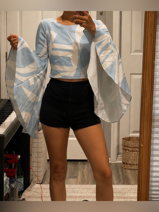 Tops - Backstage blue and white crop top with bell sleeves